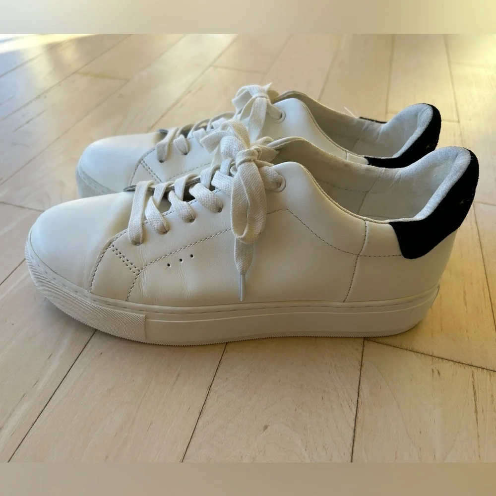 Kurt Geiger London White/Black Leather “Laney” Women's Sneakers Sz 9.5 (EU 40.5)